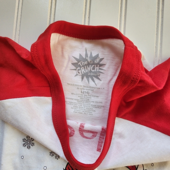 The Grinch short sleeve shirt fir kids Unisex Feelings Grinchy Sz L (14) - Picture 8 of 9